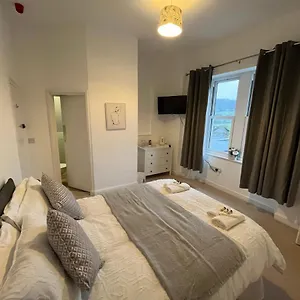 the-star-inn.cardiffhotelswales.com/