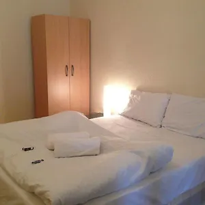 lathom-cottage.brighton-hotels-england.com/